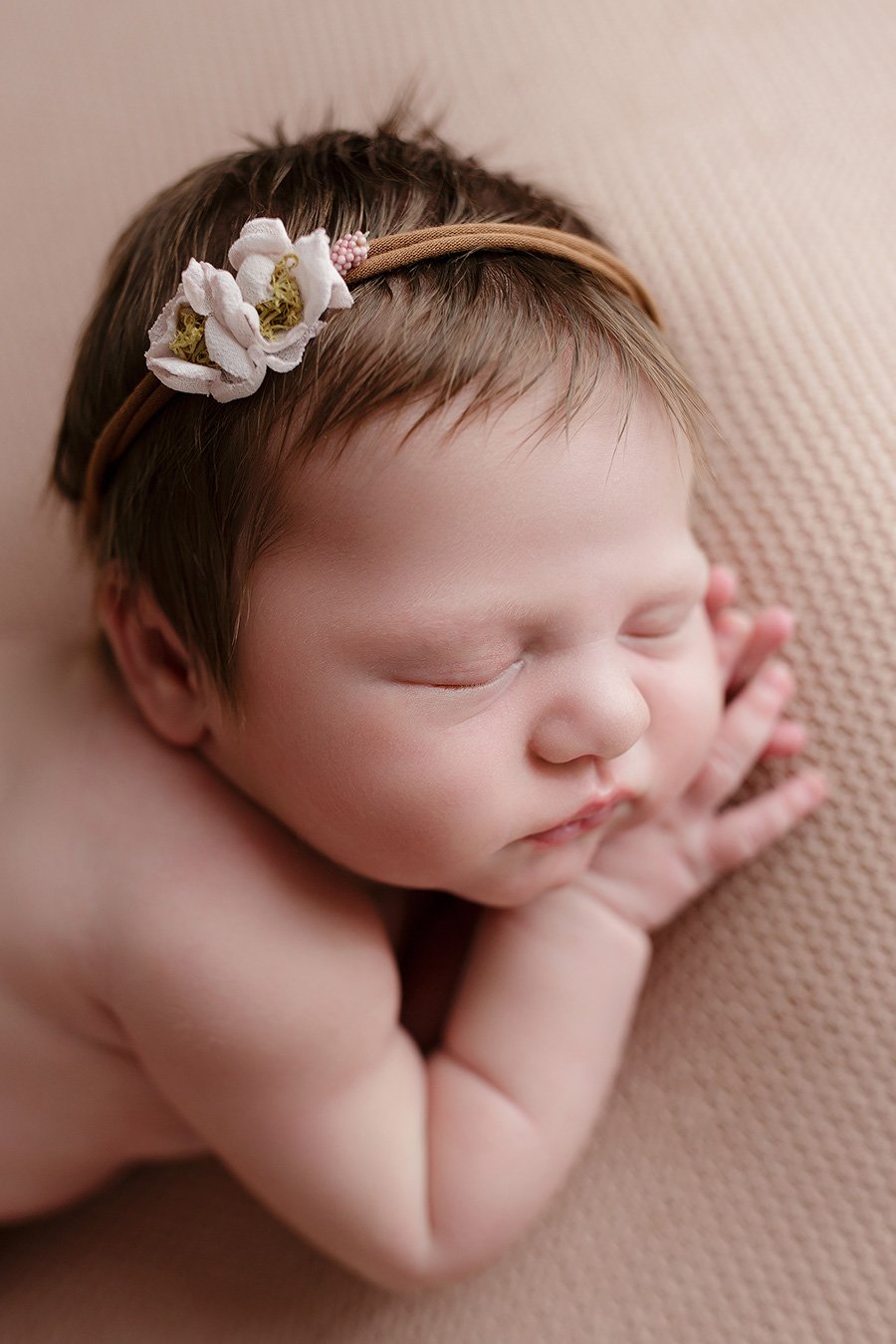 Newborn foceni novorozencu, miminek Praha, Newborn atelier Praha