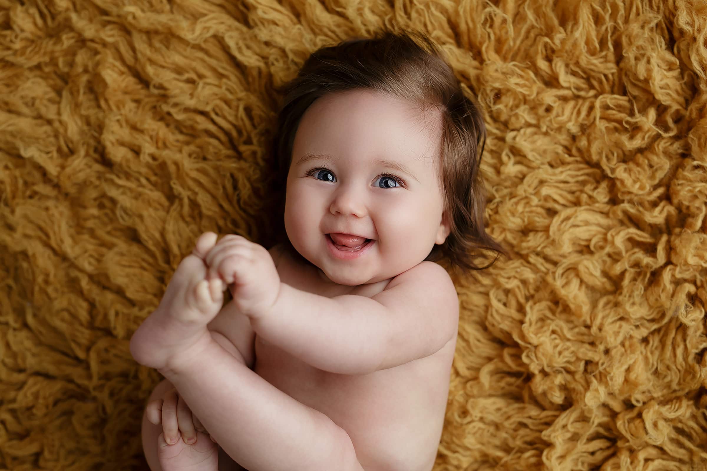 Foceni miminek v newborn atelieru Praha