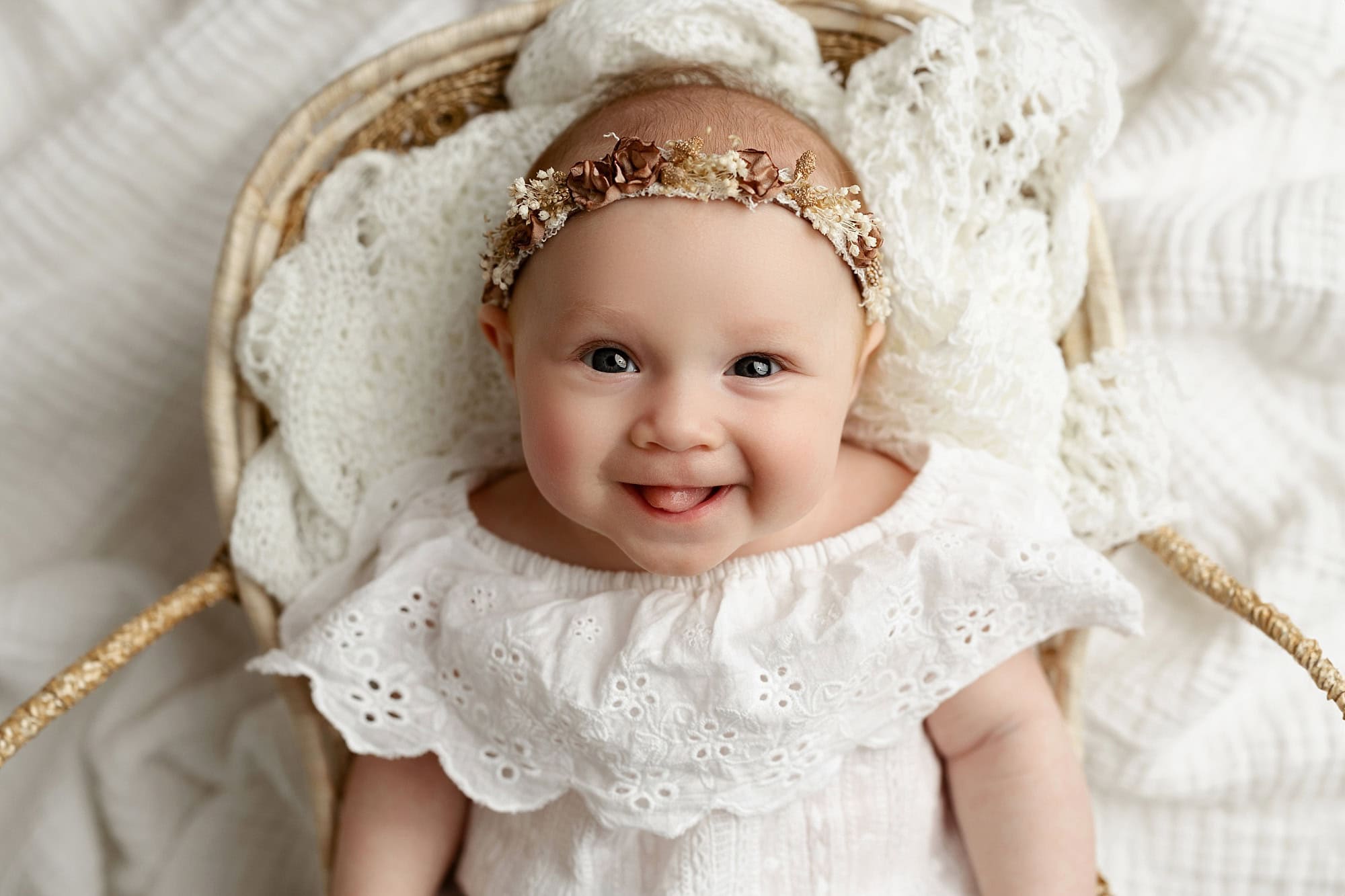 Foceni miminek v newborn atelieru Praha